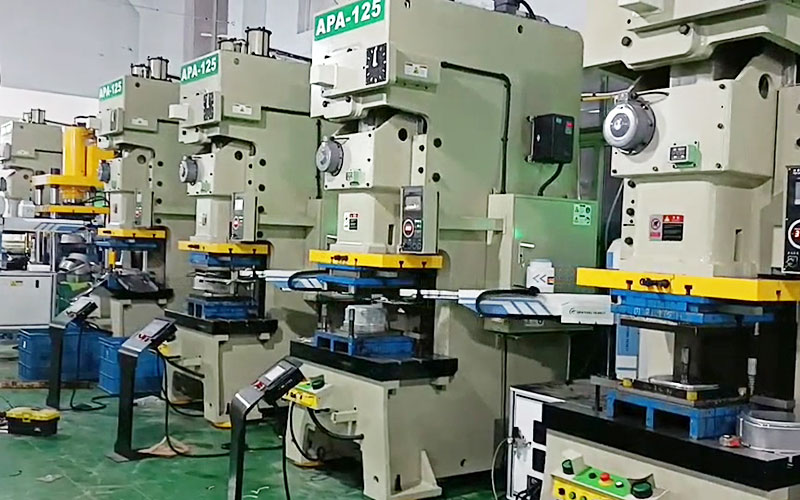 鈑金全自動沖壓生產線