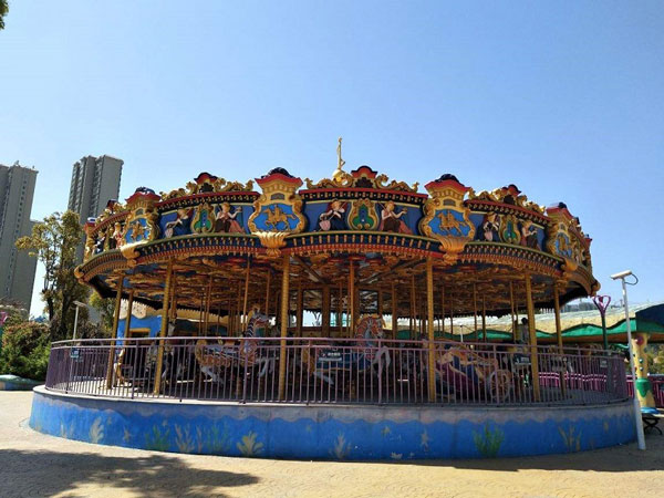 38座豪華轉(zhuǎn)馬游樂設(shè)備